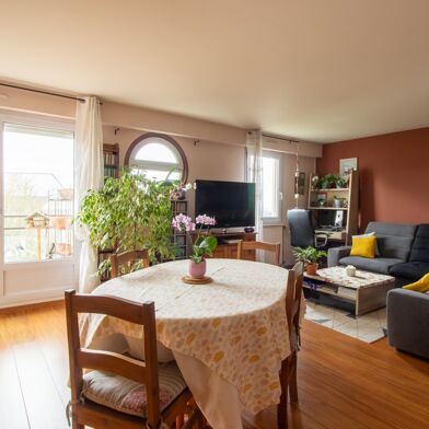 Appartement 6 pièces 310000 €