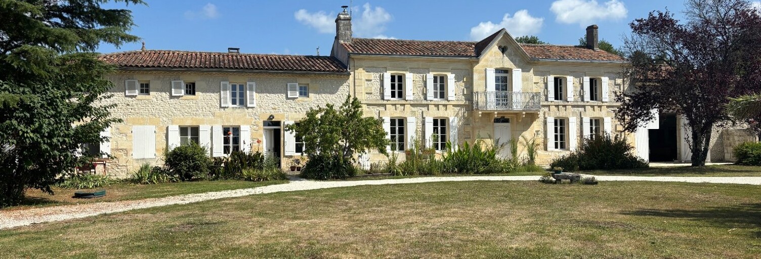 Maison 7 Pièces 301 m² à vendre à Mirambeau (17150)