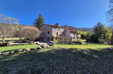 Maison 10 pièces 749000 €