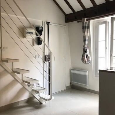 Appartement 1 pièces 990 €