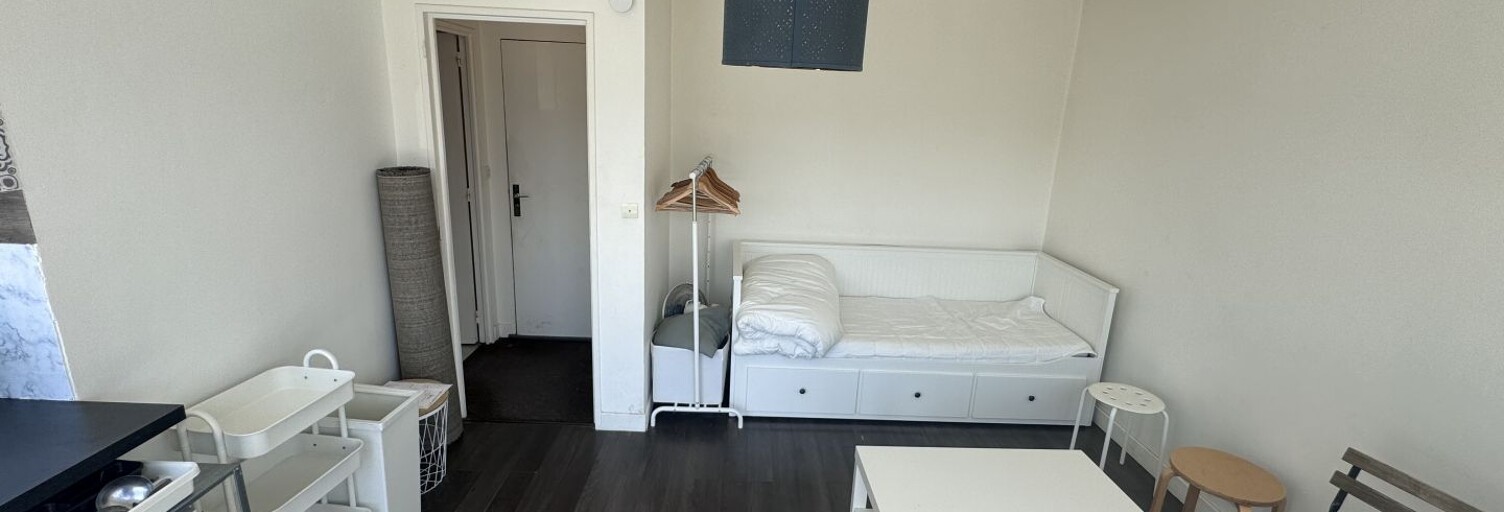 Appartement 1 Pièce 21 m² à louer à Courbevoie (92400)