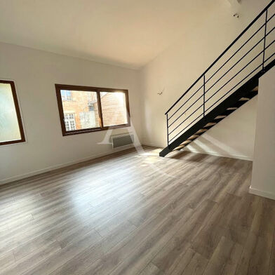 Appartement 3 pièces 735 €