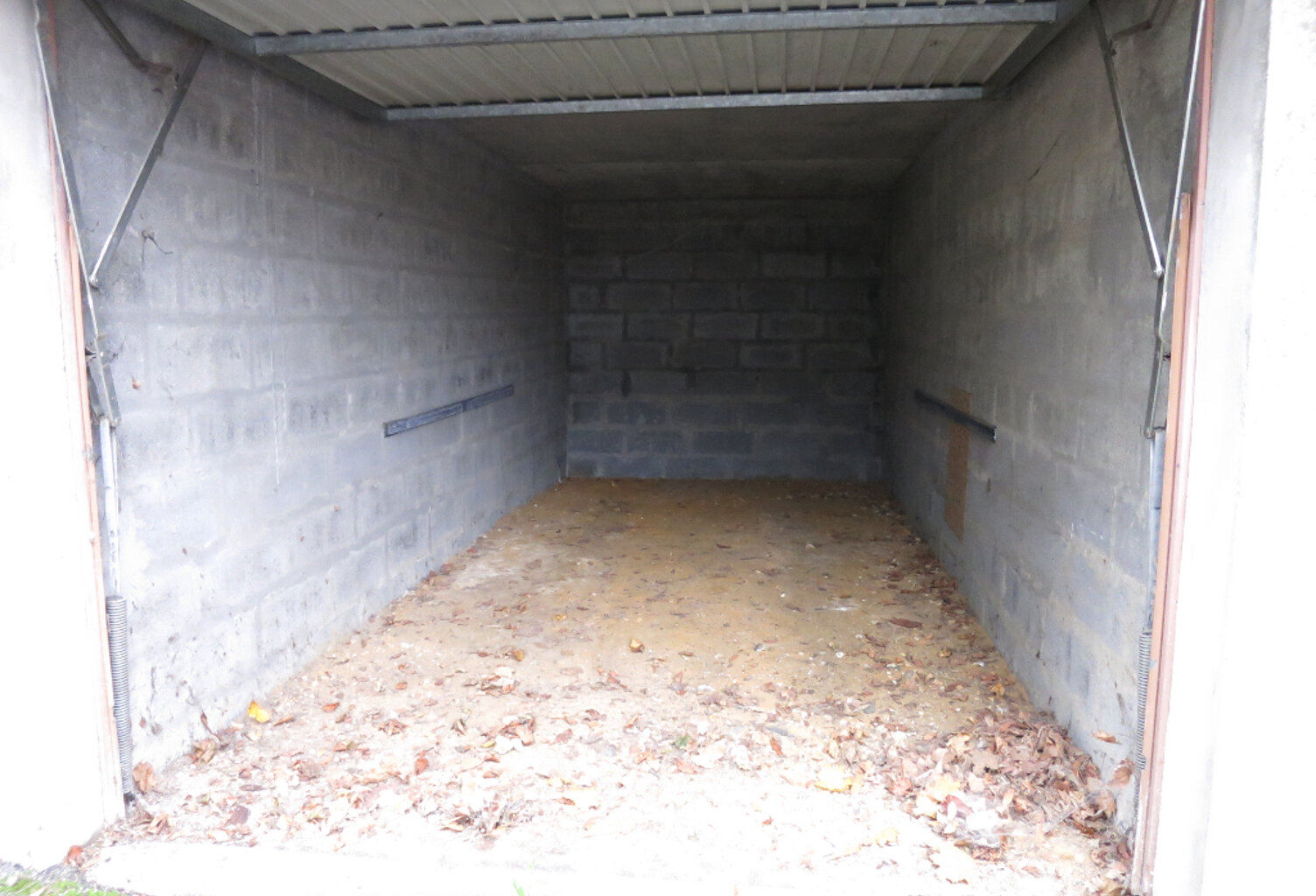 Parking / box Evreux 13.41 m2 PROCHE GARE — photo 1