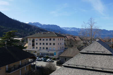 Appartement 3 pièces 220500 €