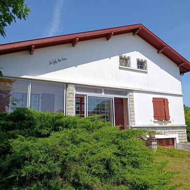 Maison 7 pièces 300000 €