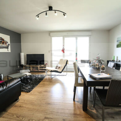 Appartement 3 pièces 835 €