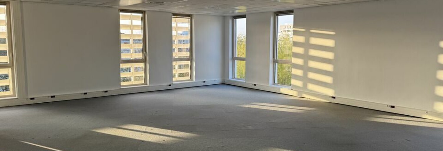 Bureau  233 m² à louer à Tours (37100)