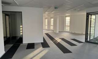 Bureau  227 m² à louer à Tours (37100)