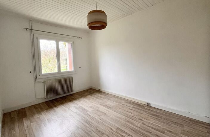 Maison en pierre de 4 pièces principales — photo 3