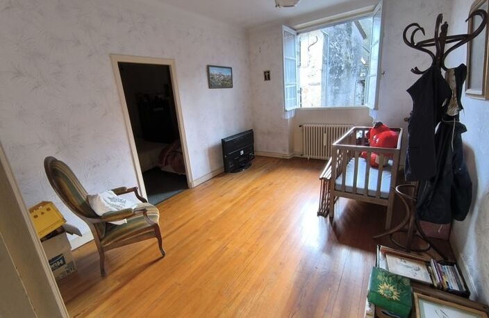 Maison en pierre de 8 pièces principales — photo 3