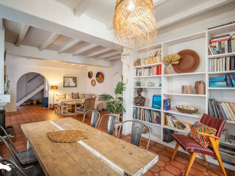 Maison en pierre de 5 pièces principales — photo 1