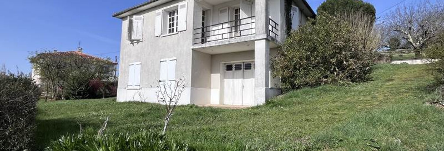 Maison 4 Pièces 72 m² à vendre à La Rochefoucauld-en-Angoumois (16110)