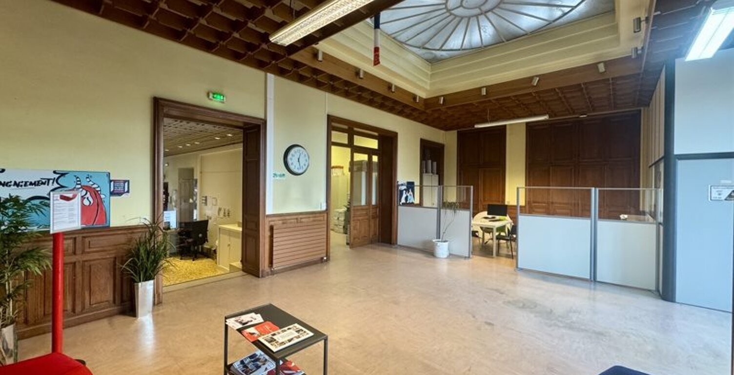 Vente immeuble   Angoulême (16000) — photo 1