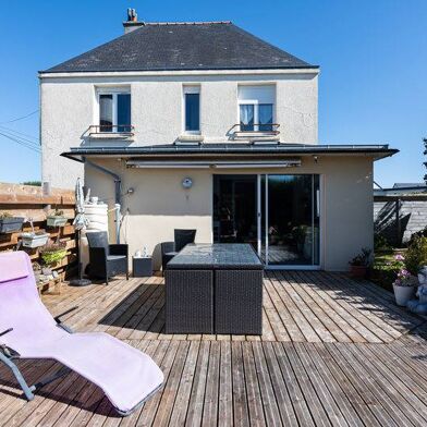 Maison 8 pièces 270400 €