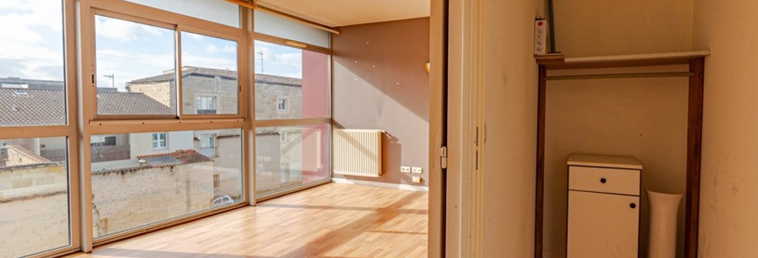 Appartement 2 Pièces 49 m² à vendre à Bordeaux (33300)
