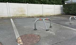 Garage   m² à vendre à Bordeaux (33300)