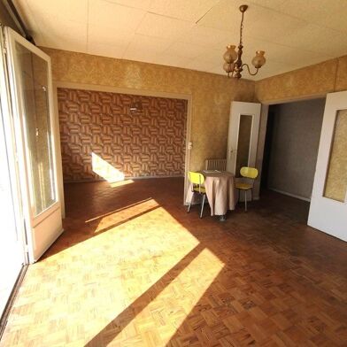 Appartement 3 pièces 171359 €