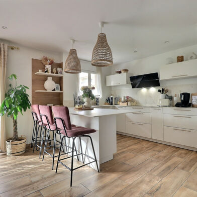 Appartement 3 pièces 358000 €