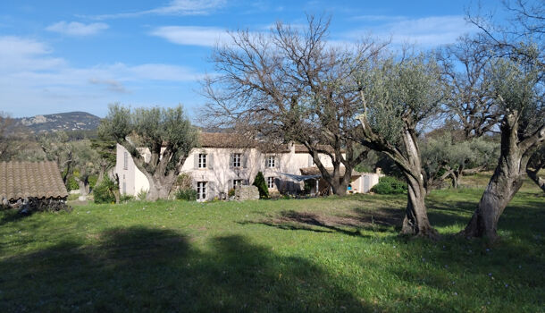 Villa / Maison 8 pièces  à vendre Hyères 83400