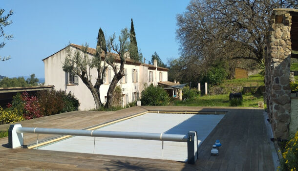 Villa / Maison 8 pièces  à vendre Hyères 83400