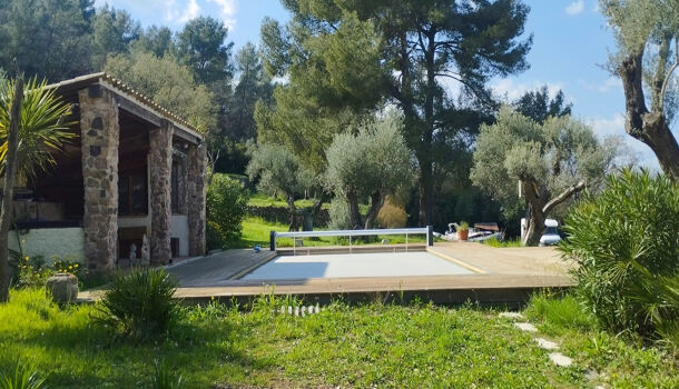 Villa / Maison 8 pièces  à vendre Hyères 83400