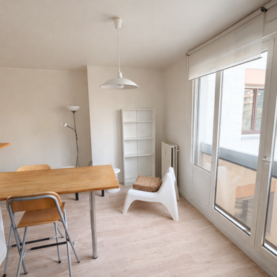 Appartement 1 pièces 450 €