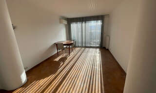 Appartement 3 Pièces 60 m² à louer à Marseille 8 (13008)