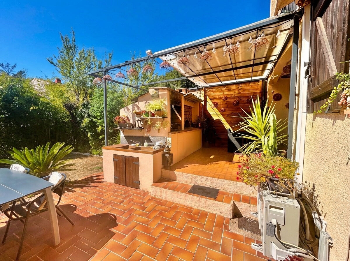 Villa / Maison  T4 à vendre Saint-Raphaël 83700