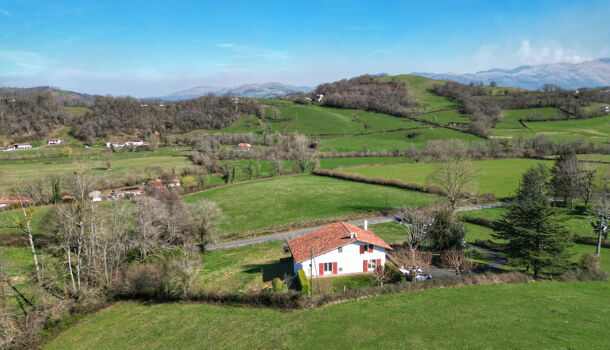 Villa / Maison 10 pièces  à vendre Saint-Jean-Pied-de-Port 64220