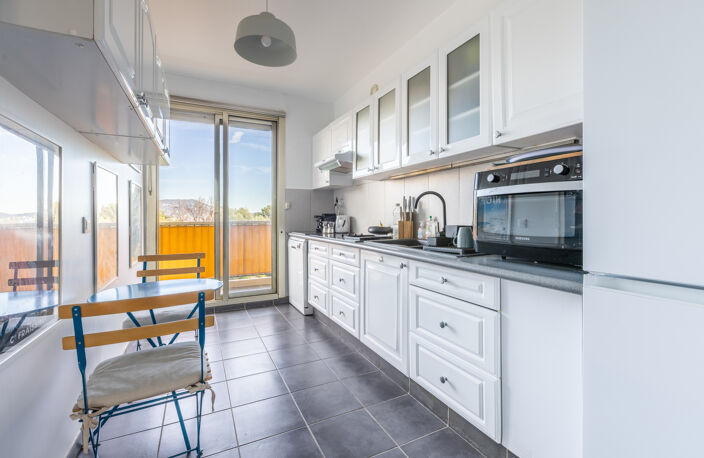 Appartement - 61,04 m2 - 2 pièces — photo 5