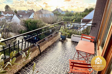 Appartement 4 pièces 240000 €