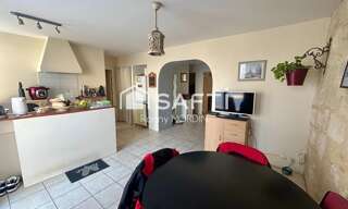 Immeuble  180 m² à vendre à Vélines (24230)