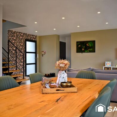 Maison 6 pièces 393500 €