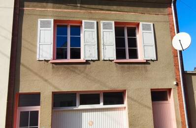 Maison de ville rénovée offrant env 96 m² hab — photo du bien
