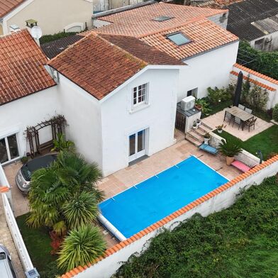 Maison 7 pièces 530000 €