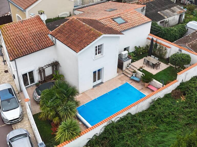 Maison de charme - 3 chambres et bureau - Garage et Piscine proche de la mer — photo 1