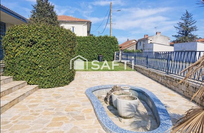 .Posez vos valises : Maison familiale baignée de lumière, rénovation totale et confort moderne à deux pas de tout." — photo 2