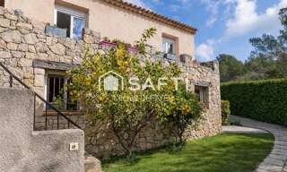 Maison 8 Pièces 195 m² à vendre à Claviers (83830)