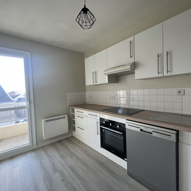 Appartement 3 pièces 775 €