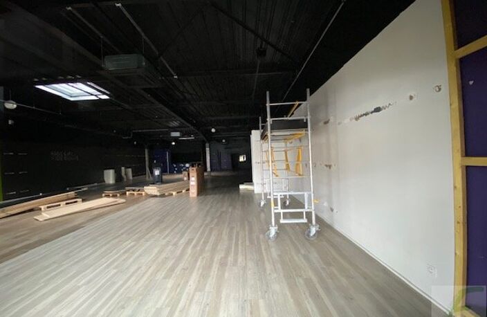 Local commercial — photo 5