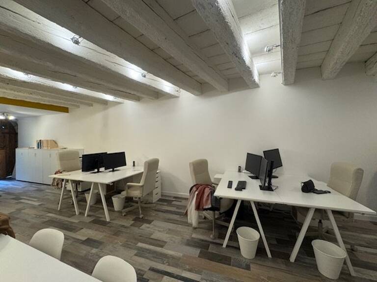Bureau — photo 1