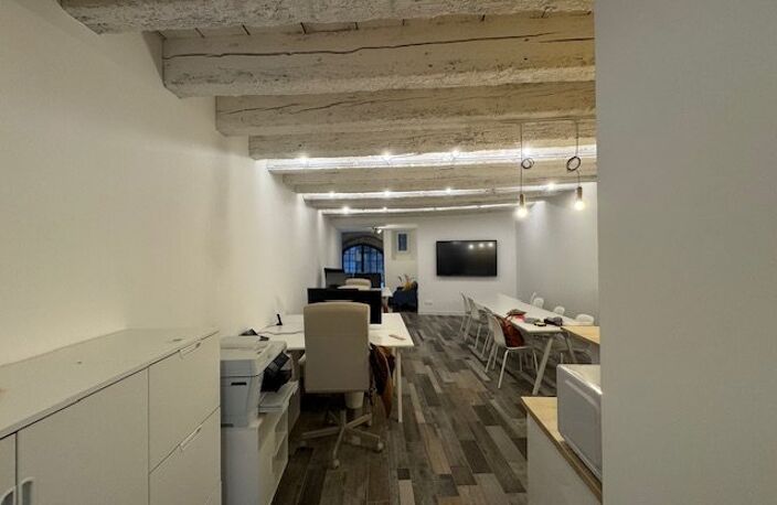 Bureau — photo 5