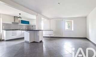 Maison 6 Pièces 167 m² à vendre à Ville-sur-Jarnioux (69640)