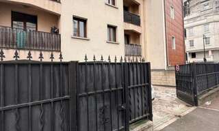 Immeuble  200 m² à vendre à Le Blanc-Mesnil (93150)