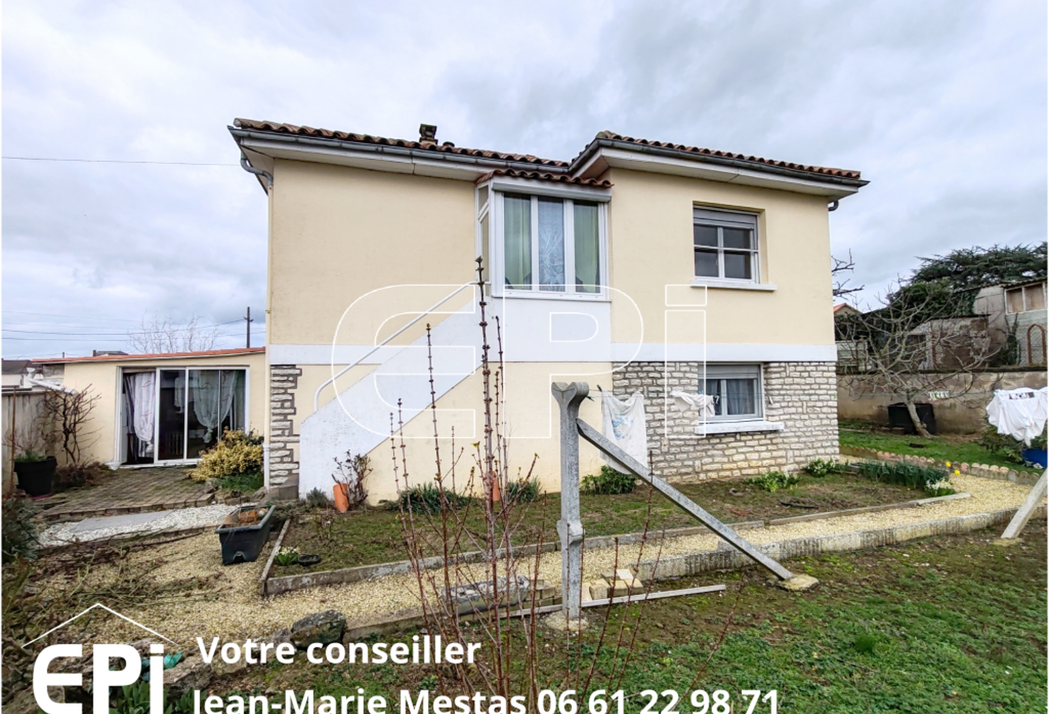 Niveau principal: cuisine, séjour, véranda, 2 chambres, salle — photo 1