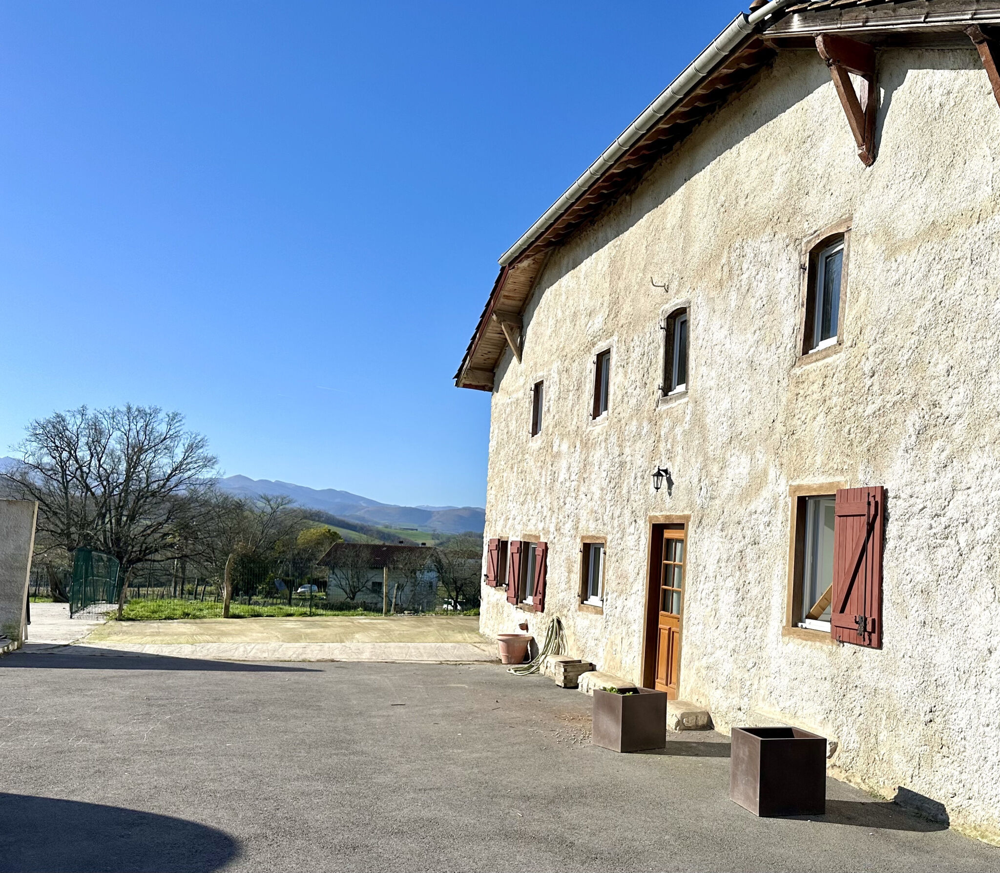 Villa / Maison  T5 à vendre Béhasque-Lapiste 64120