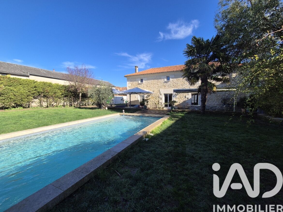 Ste-Verge - 290m² - 10p.