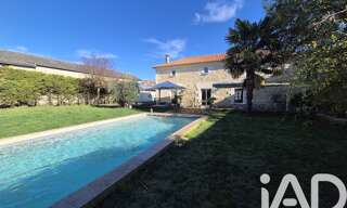 Maison 10 Pièces 291 m² à vendre à Sainte-Verge (79100)