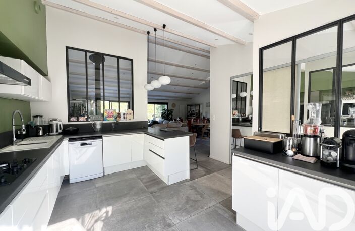 Vente Maison/villa 7 pièces — photo 2