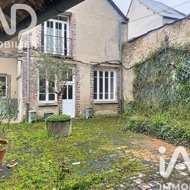 Maison 12 pièces 160000 €